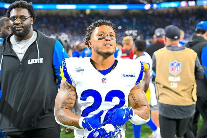 Waiver Wire Express - Week 15 Lightning Round for Blake Corum, Devin Neal, Luther Burden III, Jaylen Wright, Jerry Jeudy, Jayden Reed, Colston Loveland, J.J. McCarthy, Shedeur Sanders