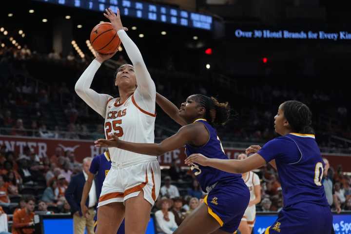 Breya Cunningham scores career-best 30 points as No. 2 Texas routs Prairie View A&M