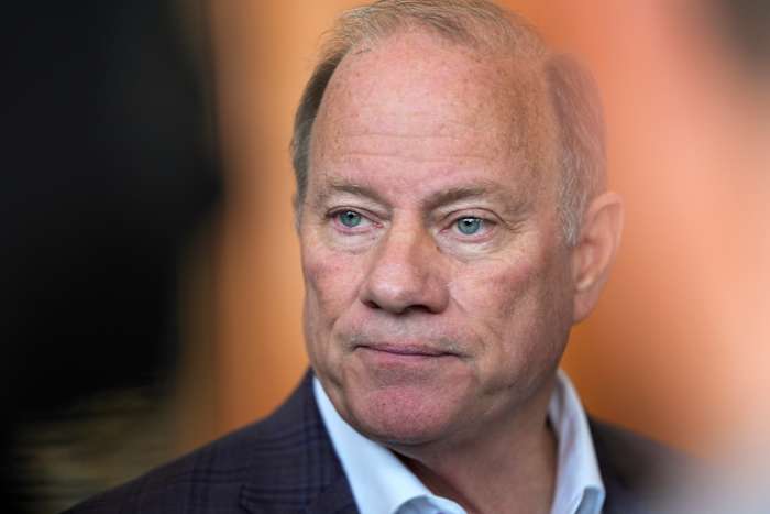 Detroit reflects on Mike Duggan's tenure as his final days in the mayoral office near
