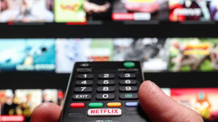 La guerra por Warner amenaza tu suscripción: alertan de subidas de precio y menos competencia