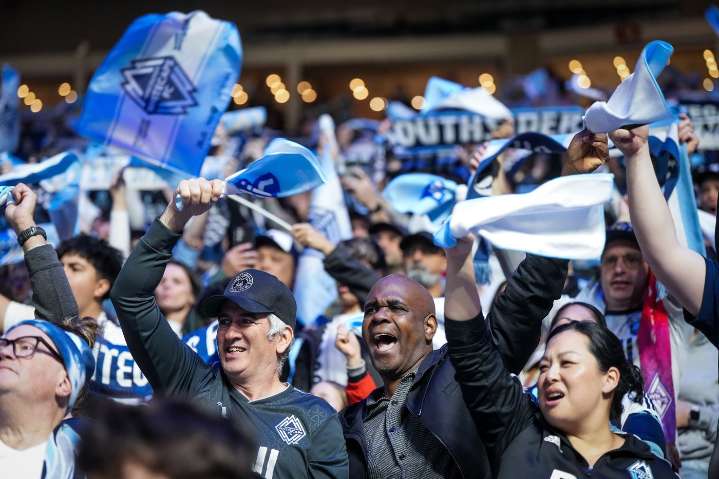 Vancouver Whitecaps invite fans to watch MLS Cup showdown at B.C. Place