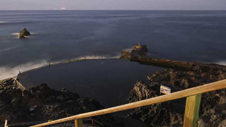 Nueva tragedia en el mar en Tenerife: Cuatro fallecidos por un golpe de mar y varios afectados