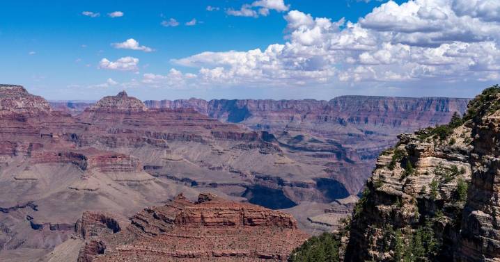 Grand Canyon cancels overnight stays at South Rim lodges because of water
