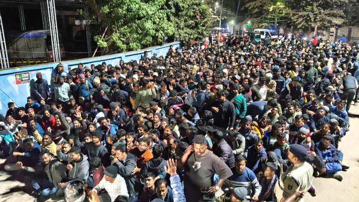 Massive Crowd Gathers at Barabati Stadium as Offline Ticket Sales Begin for India