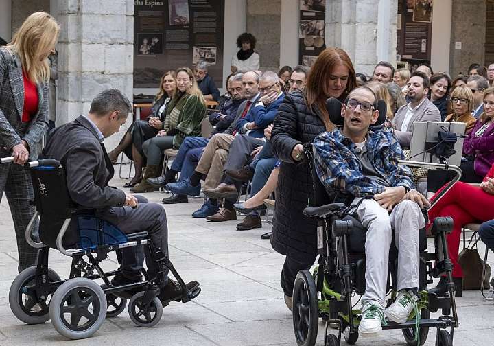 Las personas con discapacidad de Cantabria reclaman una ley de accesibilidad y ni «un paso atrás en inclusión»