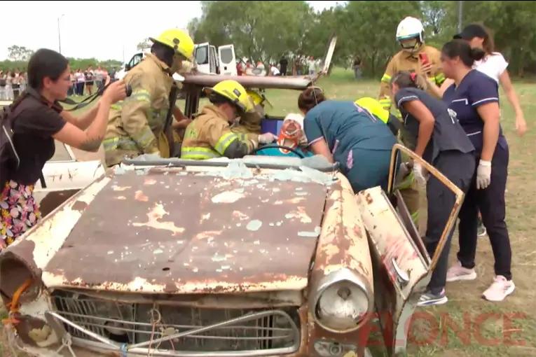 Realizaron en el campus de UADER un simulacro de accidente con víctima fatal