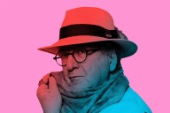 Luis Antonio de Villena: "La gente cree que los clásicos sólo son estatuas de mármol. Tremendo error"