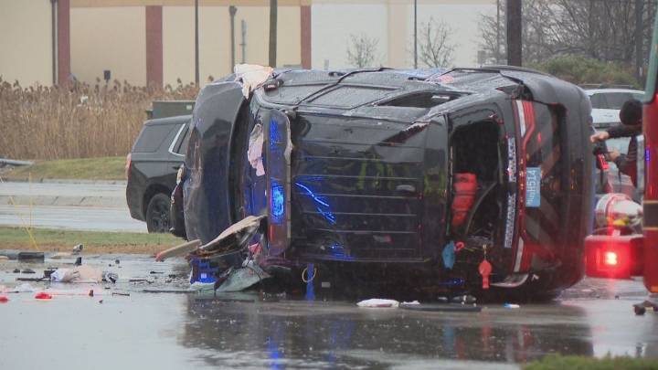 Seekonk police officer injured in rollover crash