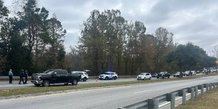 Body found near Highway 17 and Chatham Parkway, police investigating
