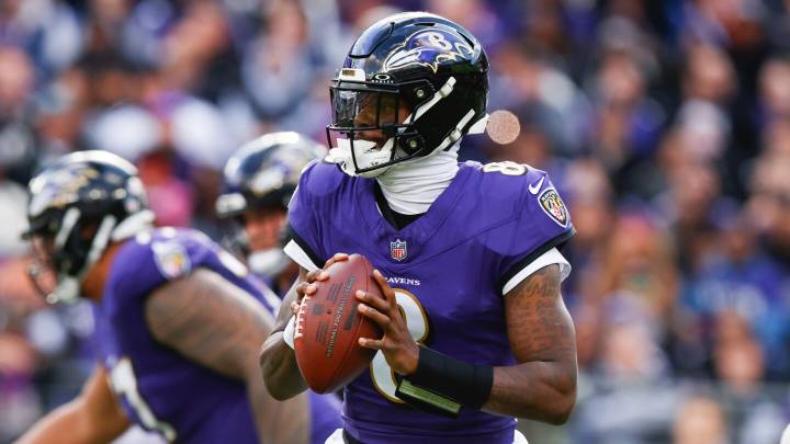 Lamar Jackson officially has no injury designation