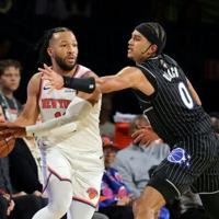Wemby shines on comeback as Spurs stun Thunder, Knicks down Magic