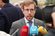 Confirman dos detenidos acusados de delito de odio y difusión de imágenes tras quemar pelo a indigente