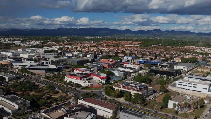 Paterna acabará 2025 liderando las contrataciones en Valencia, con una media de 3.500 contratos al mes