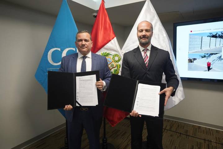 Pronied y la Cámara de Comercio de Lima firman convenio que mejorará infraestructura educativa