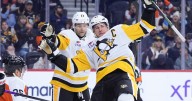 Crosby scores 58th, 59th career goals against Flyers in Penguins' dominant 5