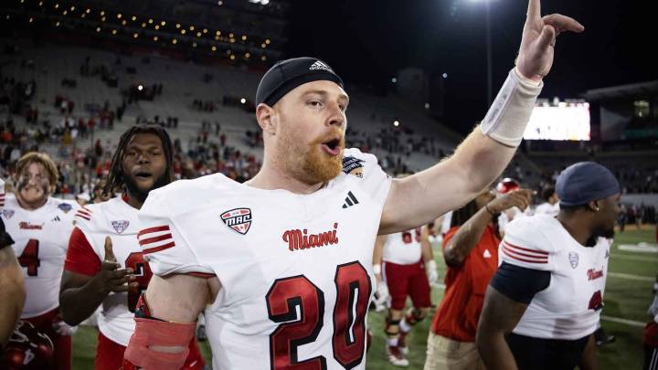 Miami Redhawks DE Adam Trick set to enter transfer portal