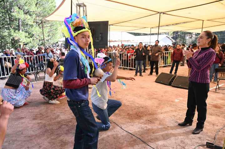 Restituye Sheinbaum 3 mil hectáreas de tierra comunal en la Tarahumara
