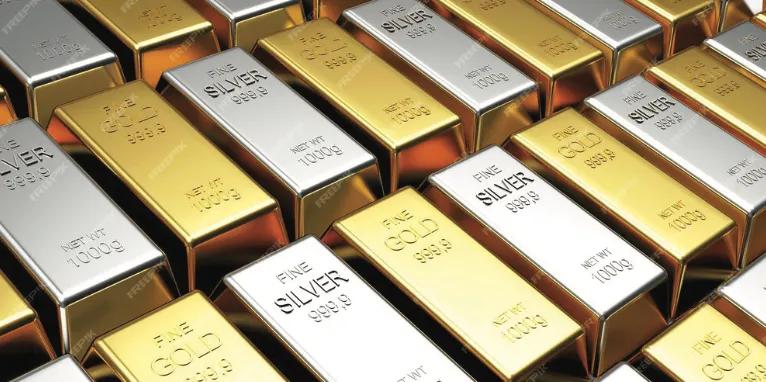 Gold falls to Rs 1,32,600/10g amid subdued demand in Delhi markets