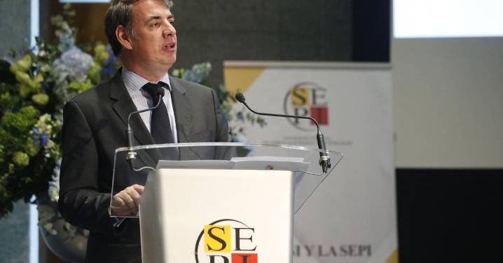 Quién es Vicente Fernández: ex alto funcionario de la Junta de Andalucía y ex presidente de la SEPI