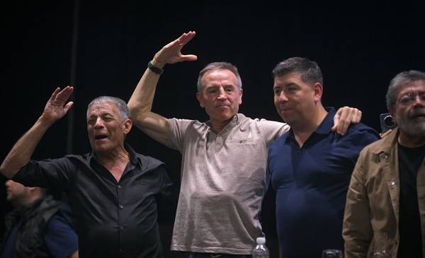 La CGT contra Milei por el salario mínimo: "Desconectado de la realidad"