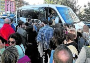 Los autobuses que aparquen en Hernani en la temporada del txotx tendrán que reservar plaza y pagar
