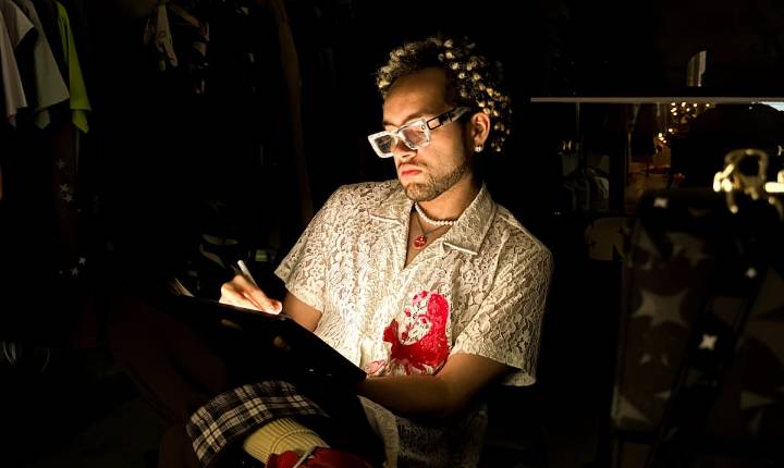 MYTHIK te invita a un “date” para su nueva colección