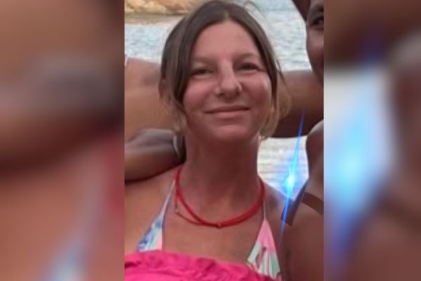 Turista canadiense murió tras ser atropellada por un taxi en la Troncal del Caribe
