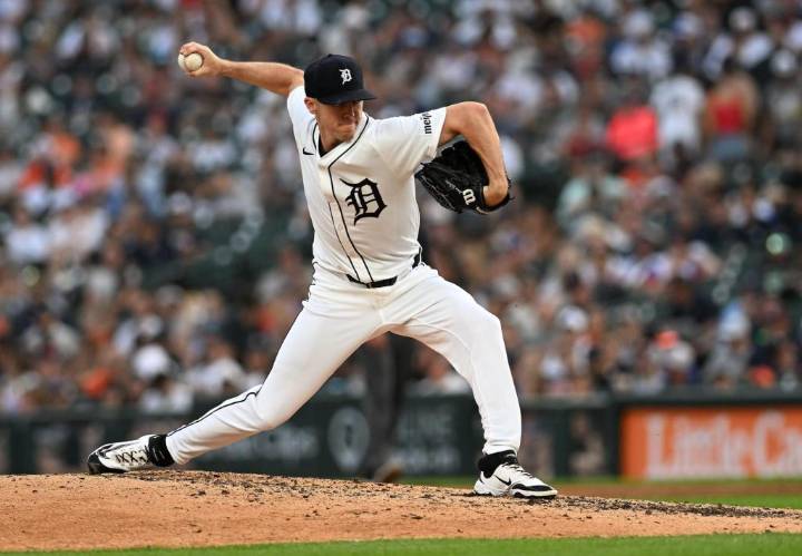 Tigers trade Chase Lee to Toronto for LHP Johan Simon