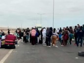 Policía peruana expulsó a migrantes extranjeros que burlaron control en frontera con Chile