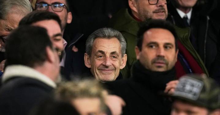 Sarkozy describe su estancia en prisión y aconseja cómo atraer a la ultraderecha en su nuevo libro