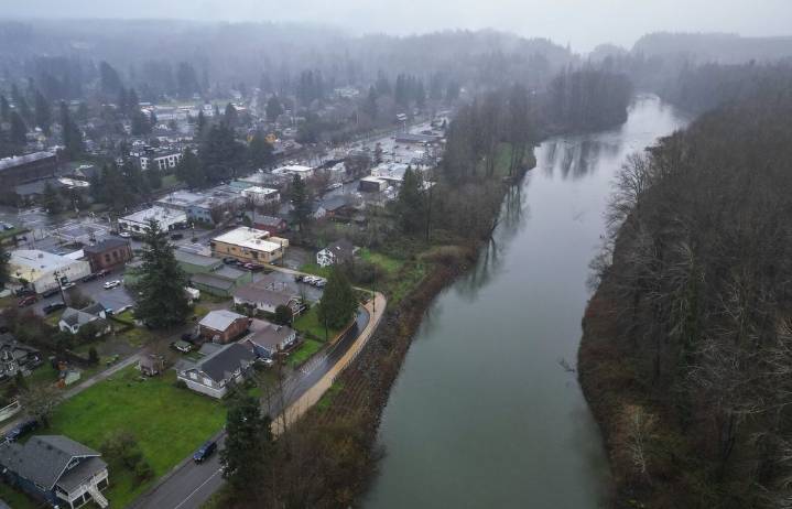Photos: Seattle area prepares for atmospheric river