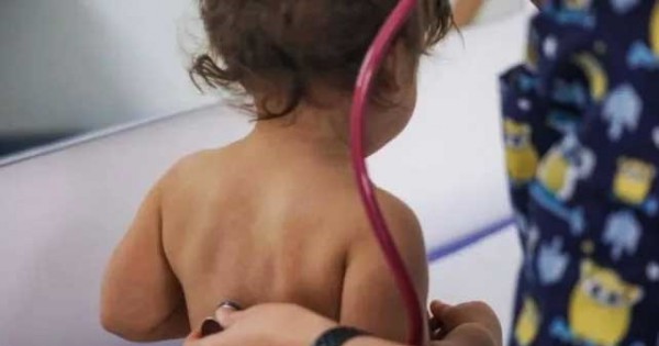 Alerta Coqueluche: 7 niños fallecidos en el año y aumento de casos