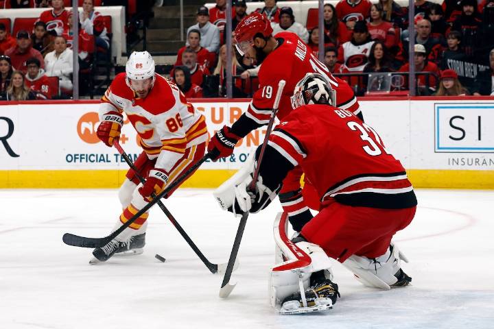 Hurricanes defeat Flames 1-0 thanks to Ehlers OT goal