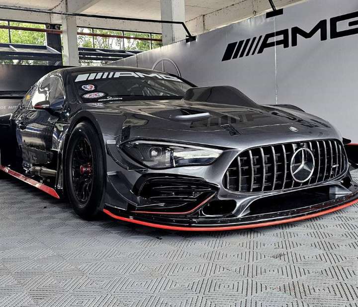 Se presentó el Mercedes que correrá el año que viene