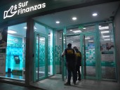 La historia del monotributista que movió $ 87.000 millones de Sur Finanza: declara vivir en una casa sin terminar pero se compró un auto de lujo