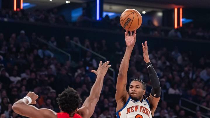 Knicks tough again in Garden as they roll over Raptors