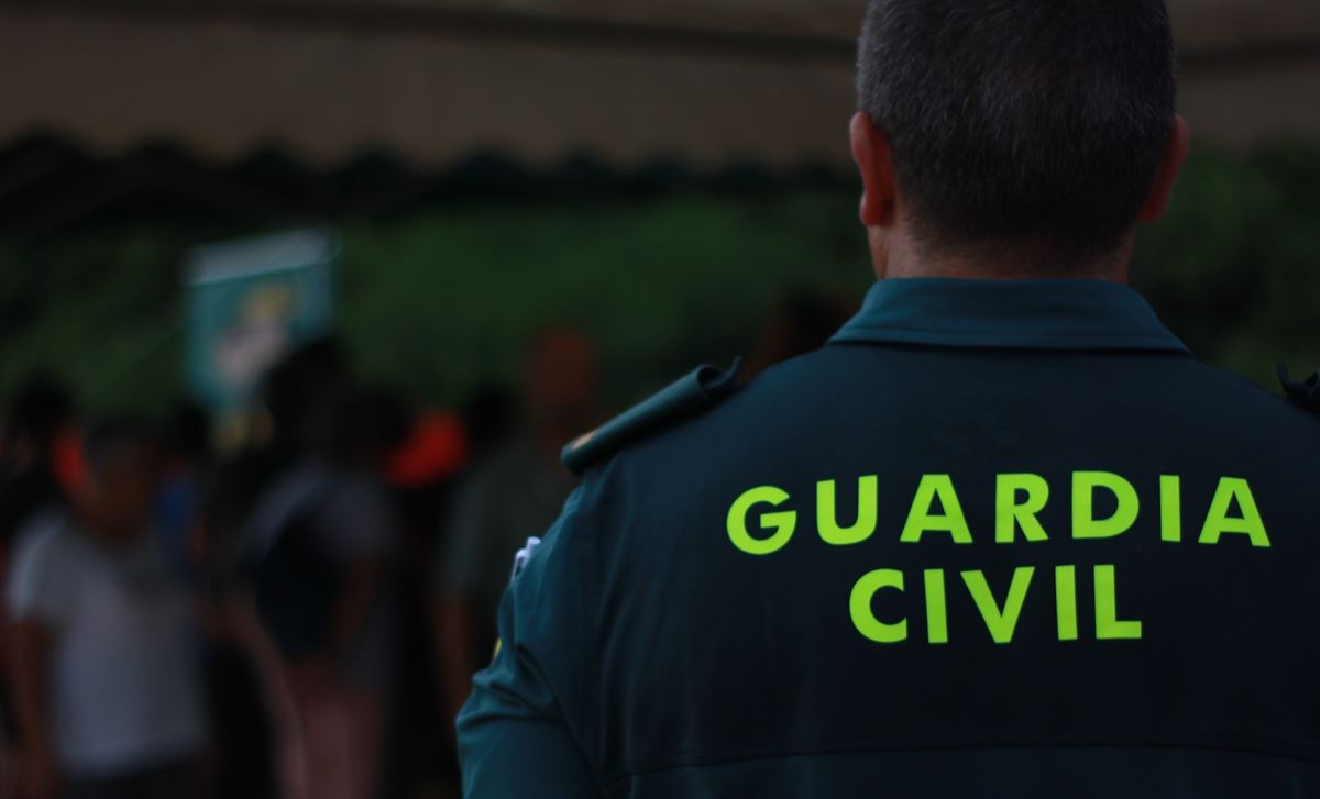 Un guardia civil de Tenerife podría ir a la cárcel por viajar estando de baja