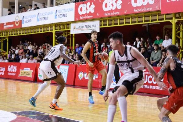 San Martín de Corrientes volvió al ruedo con un gran triunfo ante Platense