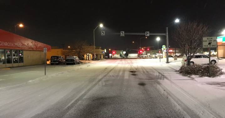 Weather Forecast: Snow showers linger Tuesday