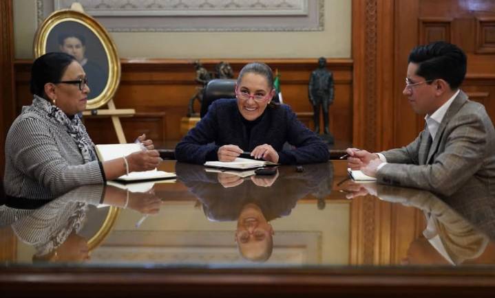 Invita Claudia Sheinbaum a Papa León XIV a visitar México