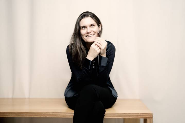 Review: Guest conductor brings dynamic vitality to night with Minnesota Orchestra