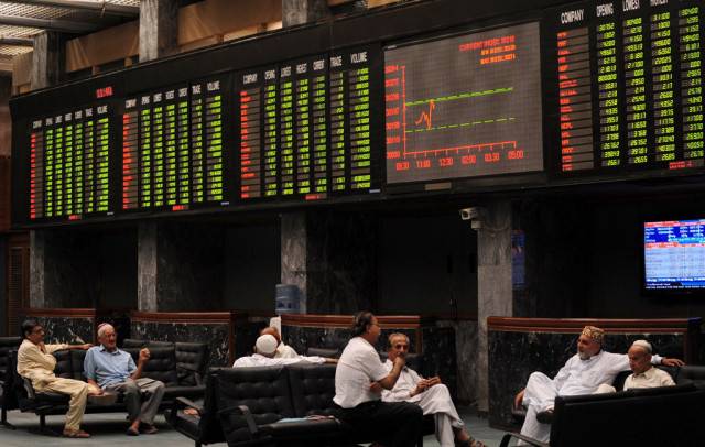 KSE-100 drops steeply as bears take control of the market