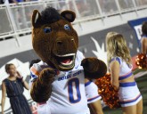 Watch Boise State vs Washington in the LA Bowl streaming free today; TV Channel, time, odds