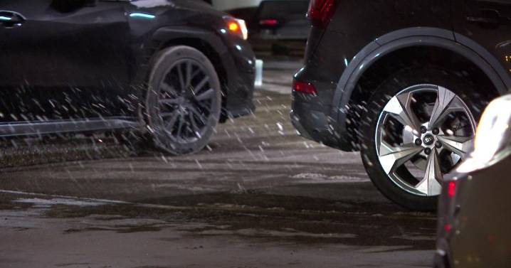 Police patrolling Twin Cities suburbs early in the morning to stop car break