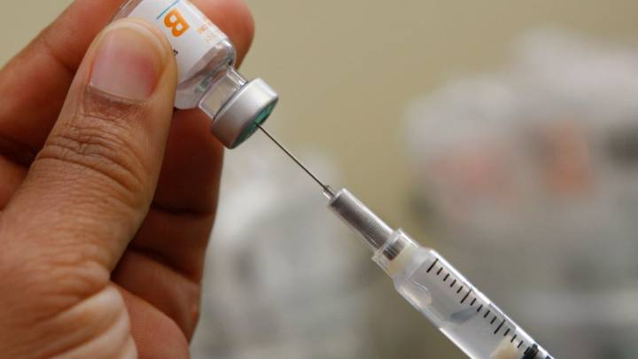 LA County will stick to existing hepatitis B vaccine recommendations, defying CDC's advice