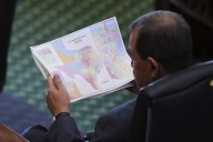 Supreme Court lets Texas use gerrymandered map that could give GOP 5 more House seats