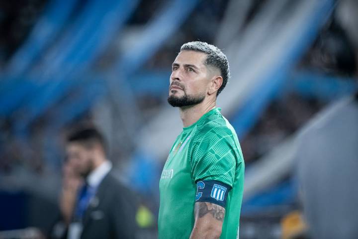 “Capitán de una era”: Racing despide a Gabriel Arias con emotivo homenaje en el Cilindro de Avellaneda