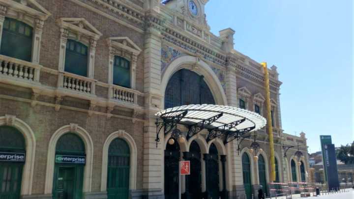 Renfe sustituye sus trenes por autobuses entre Murcia y Cartagena y complica los viajes en diciembre