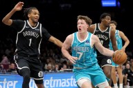 Deadspin | Nets put away Hornets for elusive first home victory