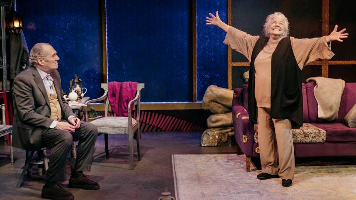 Lola Herrera: «No sé por qué a los viejos nos tratan de gobernar nuestras vidas»